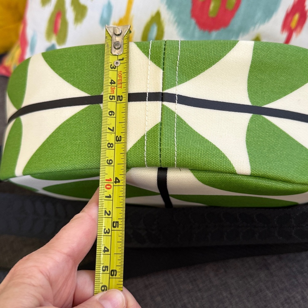 Orla Kiely Green Leaf Crossbody Bag - Picture 11 of 11